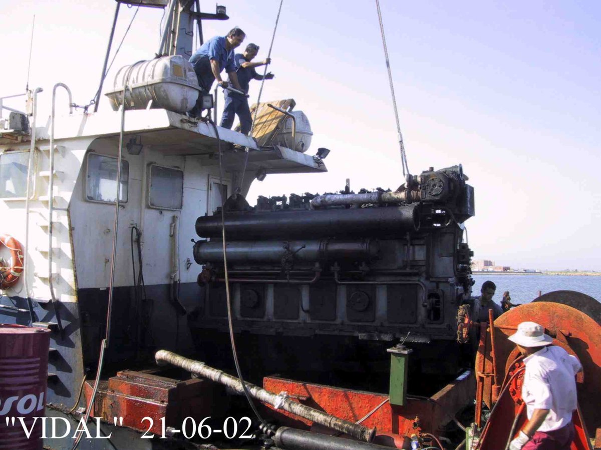 Imagen de Capitol 8 - 2002